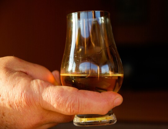 scotland, whiskey, glass-642397.jpg